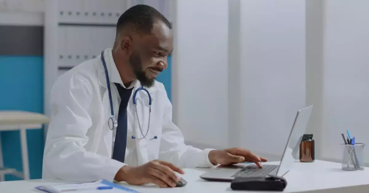 Médico do Trabalho: fundamental na prevenção de doenças ocupacionais