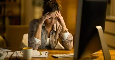 Estresse no Trabalho: Desvendando Causas, Impactos e Estratégias de Gestão
